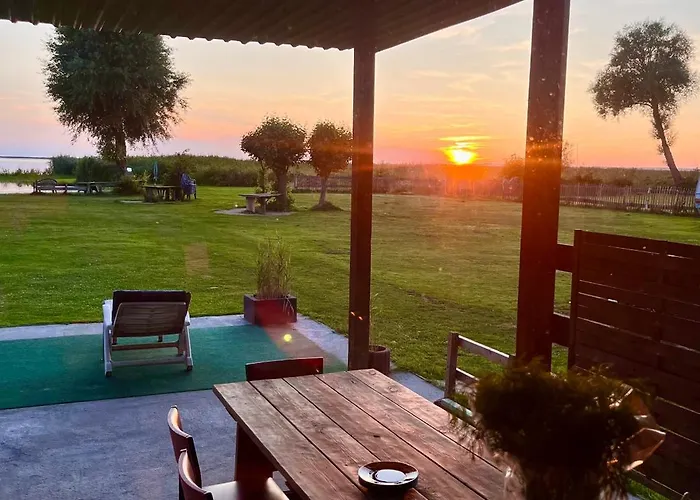 Nad Zalewem Szczecinskim Apartment *